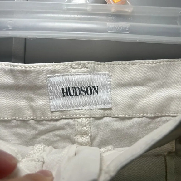 Hudson Flat Front Zip Utility Stretchy Shorts White Size 28 - Picture 5 of 7